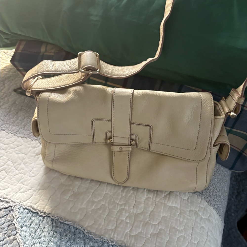 Liz Claiborne Cream Leather Shoulder Messenger Bag